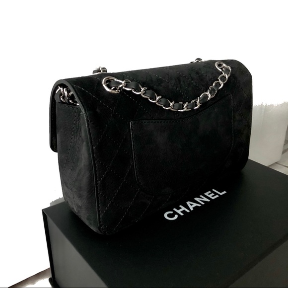 🌟SOLD🌟 Chanel Medium Black Suede Classic Flapbag - Picture 4 of 6